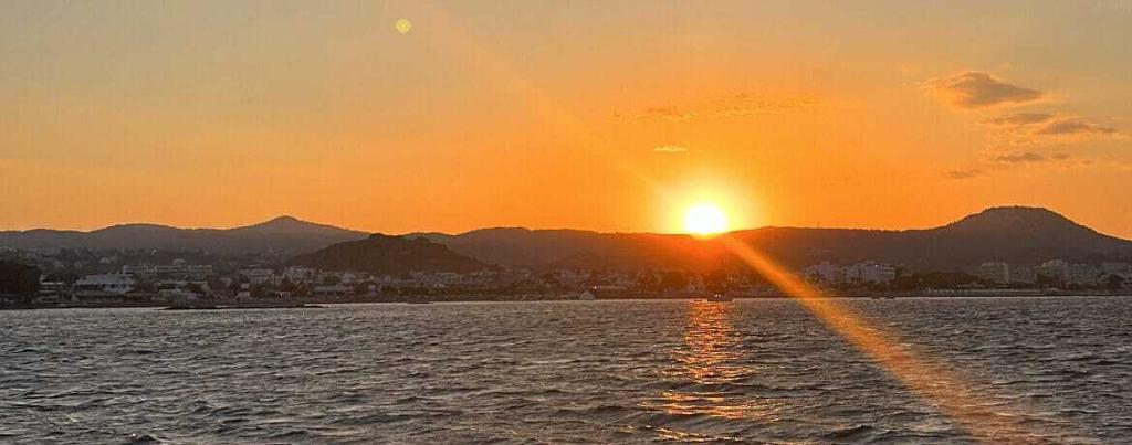 sunset lindos cruise